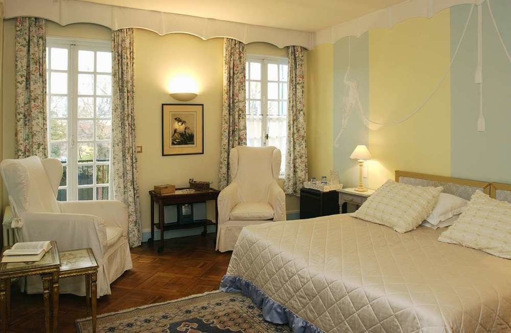 Chateau De Montreuil Montreuil  Bagian luar foto